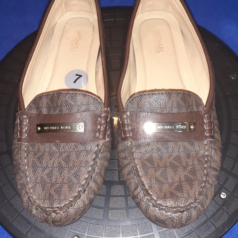 Michael Kors Women's Brown logo Label MK All Leather< Sz. 7M-US, 37M-EU